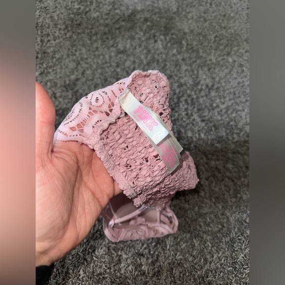 Victoria’s Secret PINK! Cute Floral Lace Bralette Size Medium - Picture 7 of 8